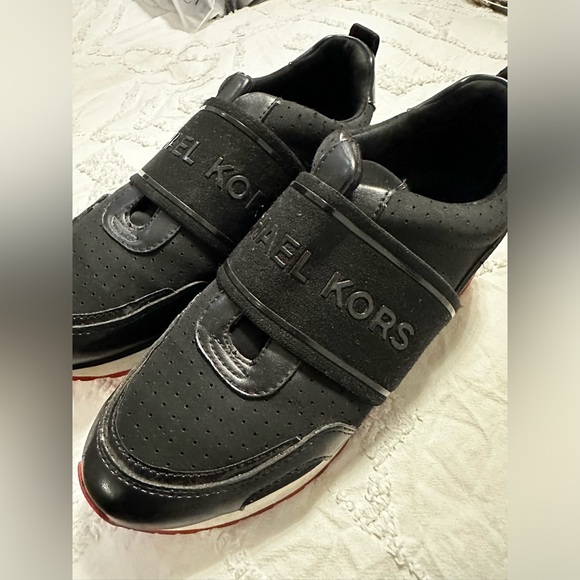 Michael Kors slip on shoes - Picture 8 of 8